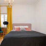 Apartment Peegel In City Center Free Parking